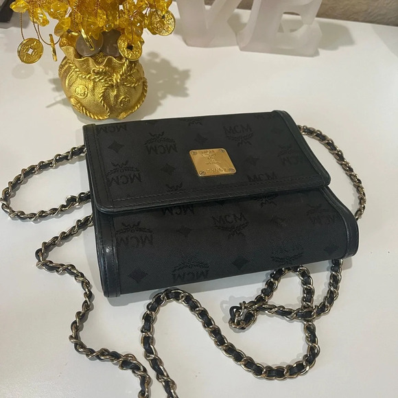 MCM Vintage Sling Bag - Picture 11 of 12